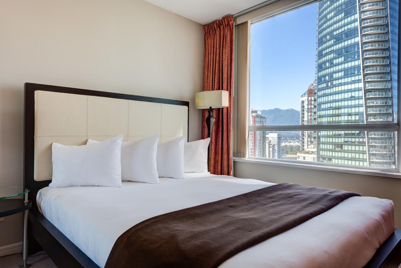 Carmana Hotel & Suites Ванкувер Екстер'єр фото